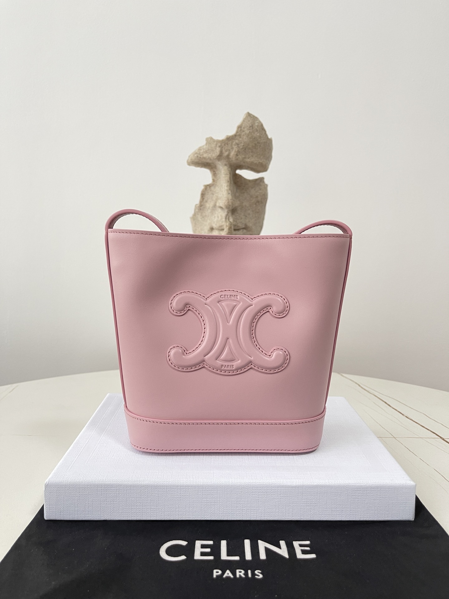 Ce1i*e Leather bag