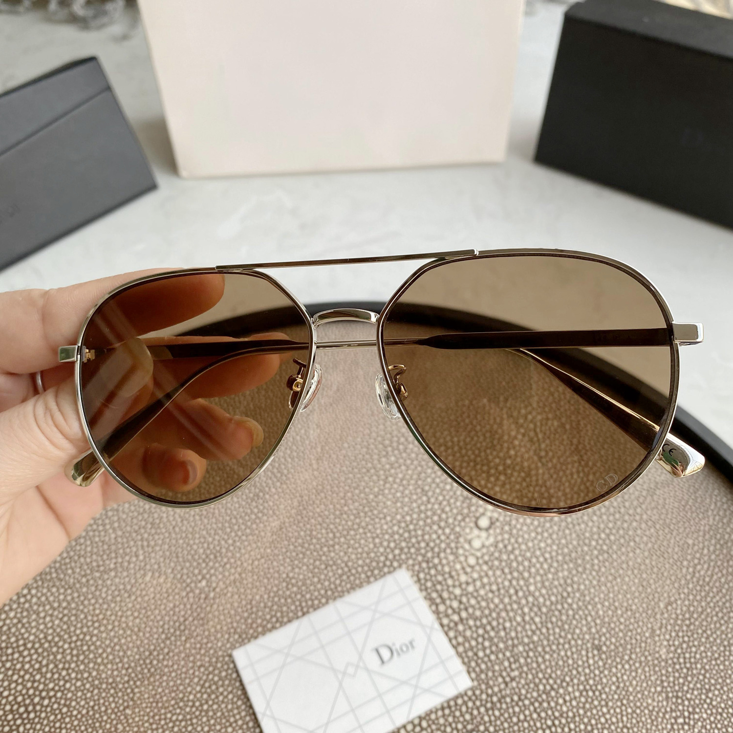 D10r Sunglasses