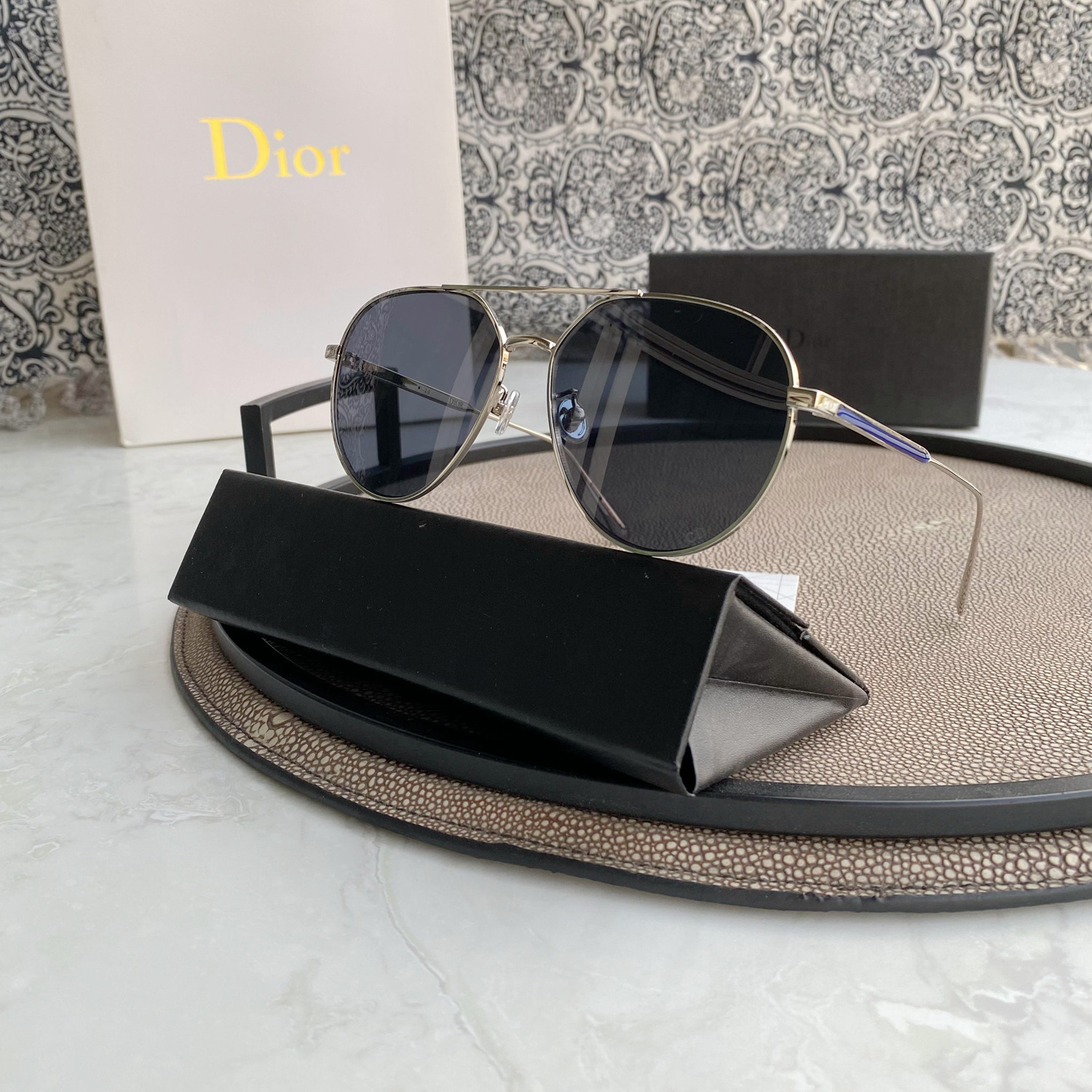 D10r Sunglasses