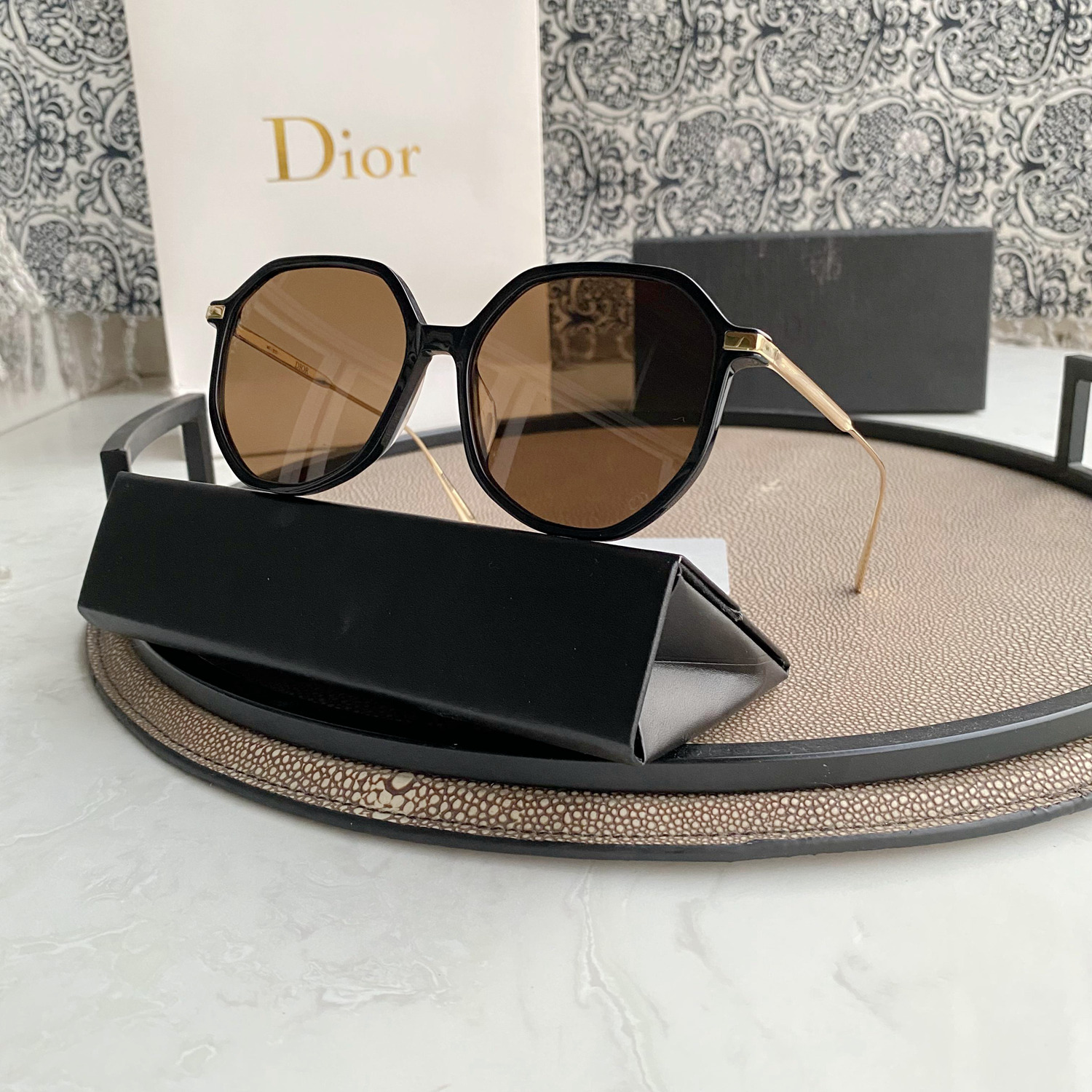 Round Sunglasses