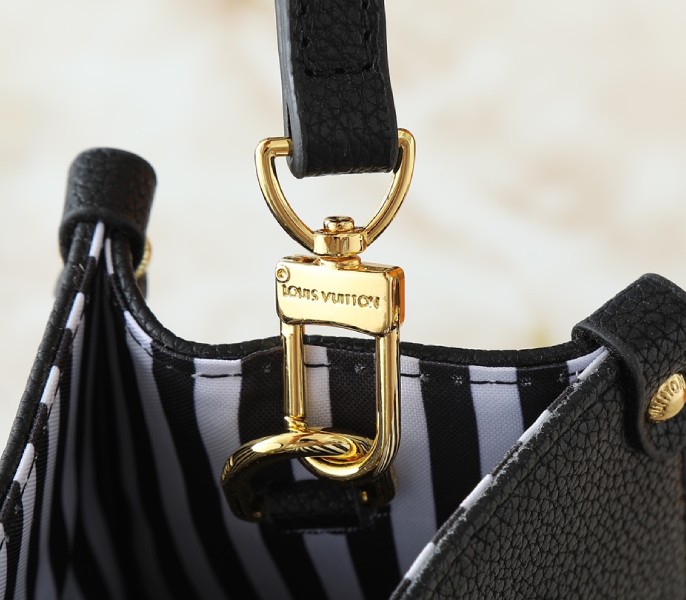 OnTheGo PM Eden In Black