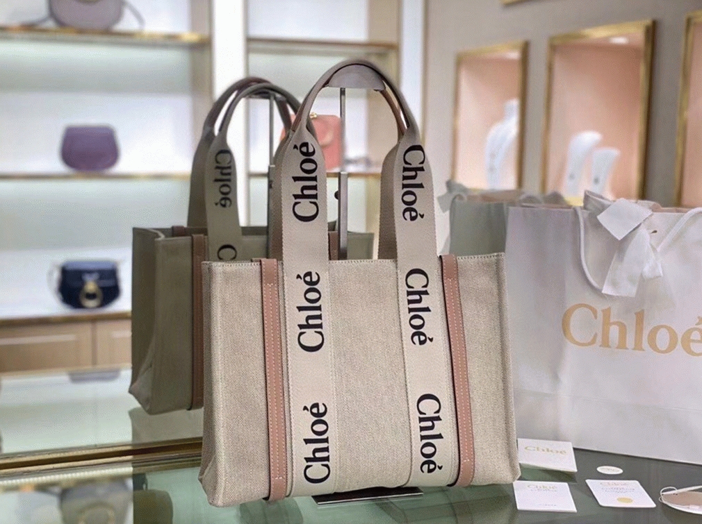top quality replica Ch10e medium woody tote bag in canvas with beige leather strips