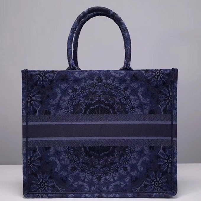 D10r Large Book Tote Bag Fake in Blue KaleiD10rscopic Embroidered Cotton