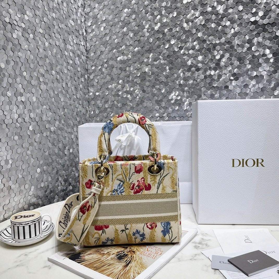 D10r Lady D-Lite Medium Bag Replica in Hibiscus Metallic Thread Embroidery