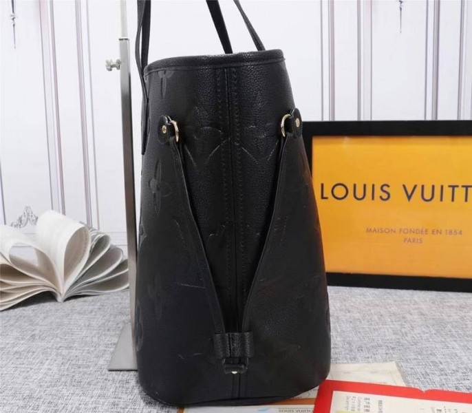L0vis Vvtt0n Monogram Empreinte Neverfull MM Tote In Black