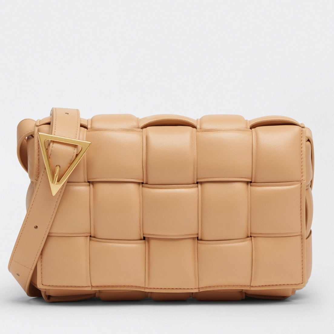 Top Quality Knockoff B0tt*ga Ven*ta Padded Cassette Bag In Almond