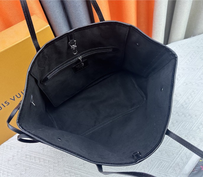L0vis Vvtt0n X TM Multicolored Neverfull MM In Black