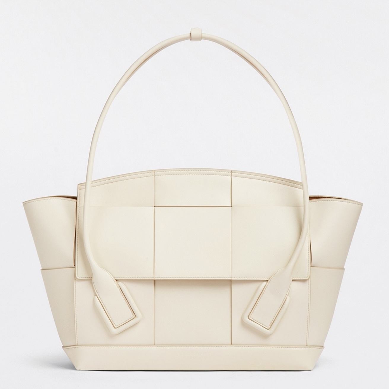 Top Quality Knockoff B0tt*ga Ven*ta Arco Mini Bag In White Intrecciato Leather
