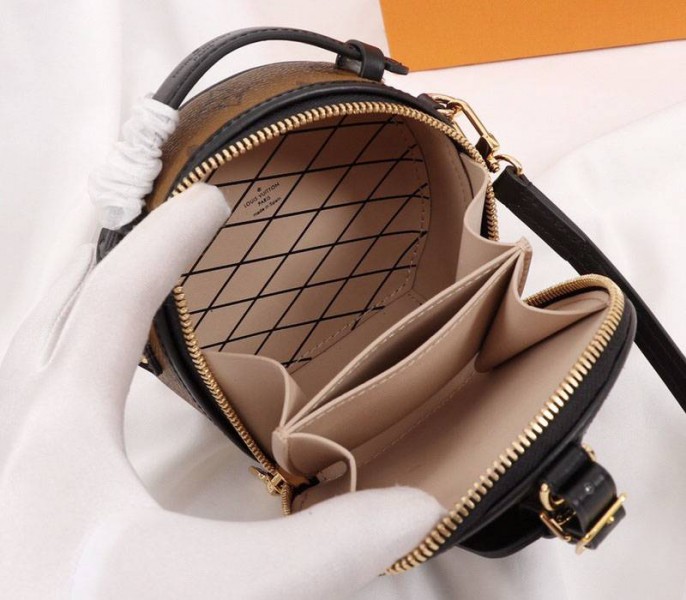 L0vis Vvtt0n Monogram Reverse Canvas Mini Boite Chapeau