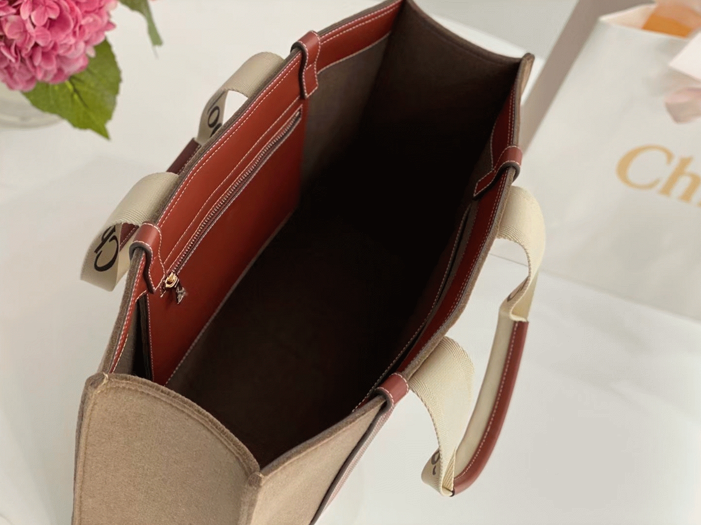 top quality replica Ch10e medium woody tote bag in brown felt