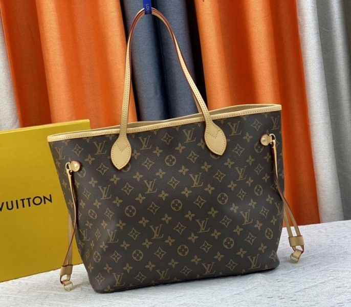 L0vis Vvtt0n Monogram Canvas Neverfull MM Tote With Cat Print