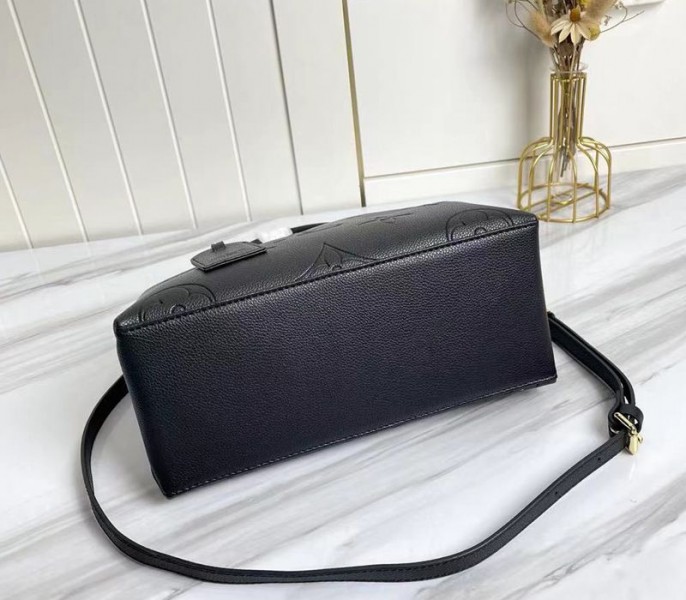 L0vis Vvtt0n Monogram Empreinte Leather Petit Palais Handbag In Black