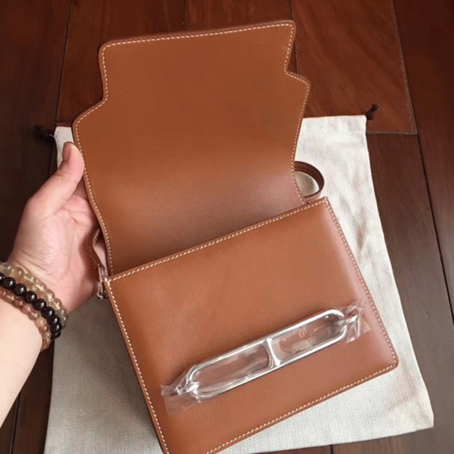 Caramel replica H**me5 Mini Sac Roulis handbag