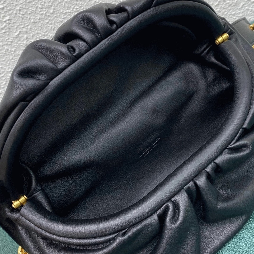 Replica B0tt*ga Ven*ta The Pouch Belt Bag Black