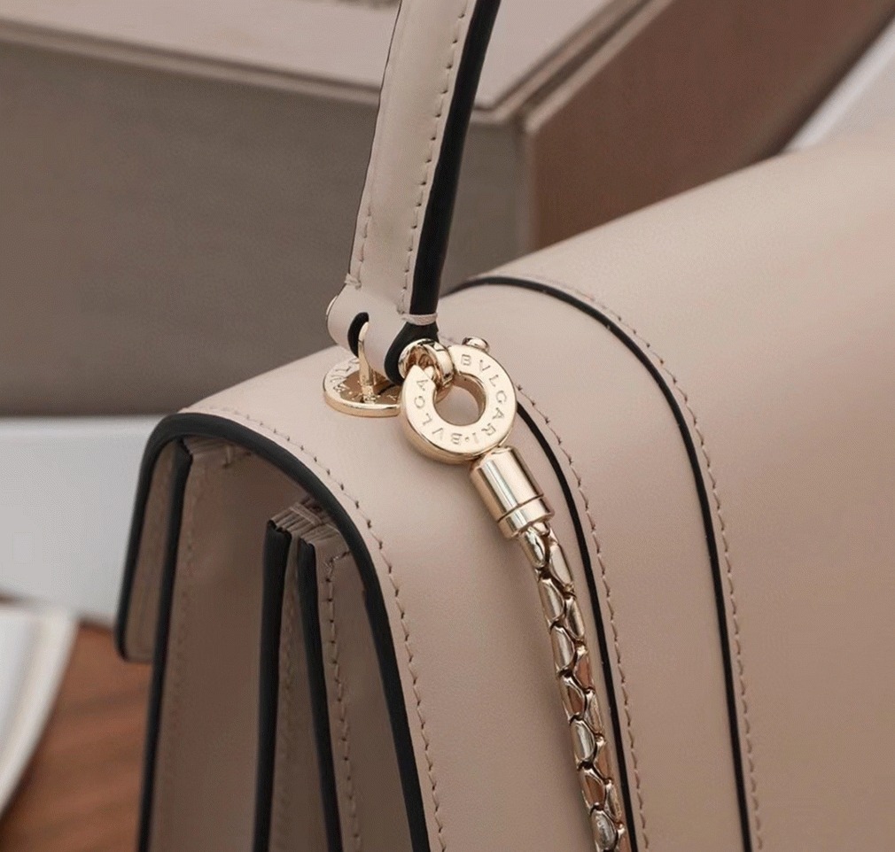 Fake Bv1g*ai Serpenti Forever Small Bag Beige Calfskin