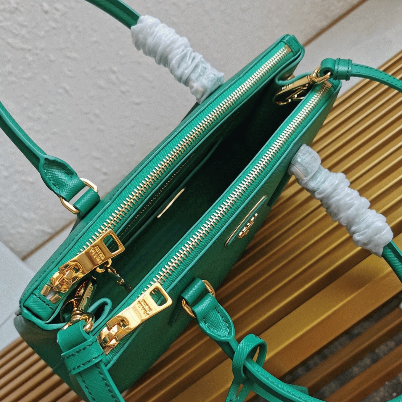 Mango Pra*a Galleria Medium Bag Fake