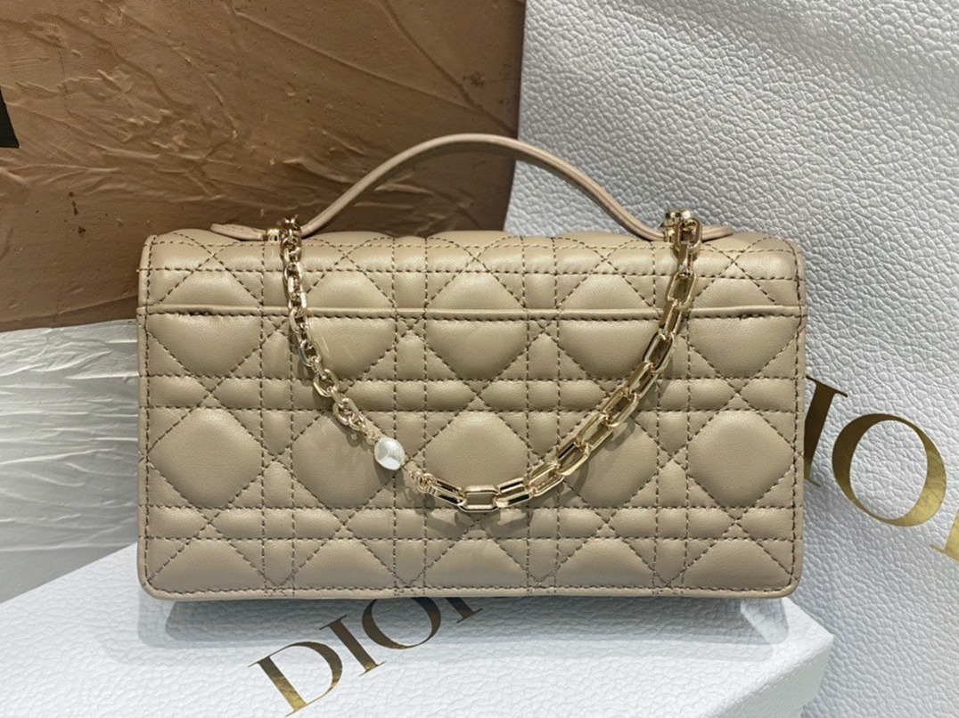 D10r Miss D10r Mini Bag Replica in Beige Cannage Lambskin