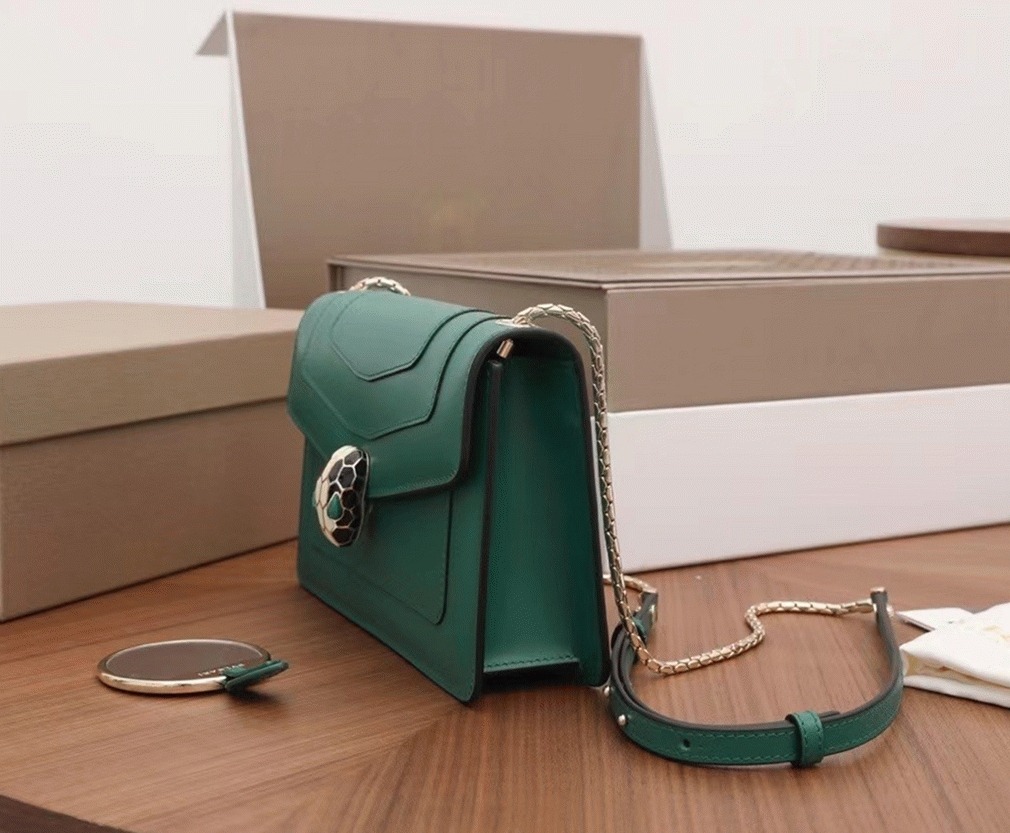 Replica Bv1g*ai Serpenti Forever Small Cross-body Bag Green Calfskin