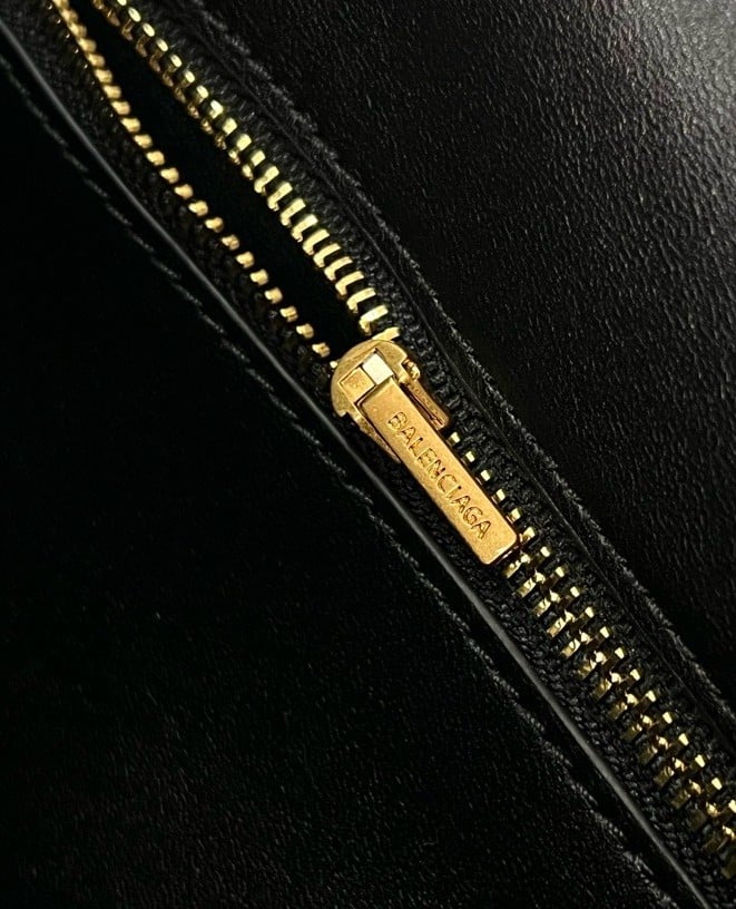 Knockoff Ba1en*iaga Rodeo Large Bag Black Calfskin