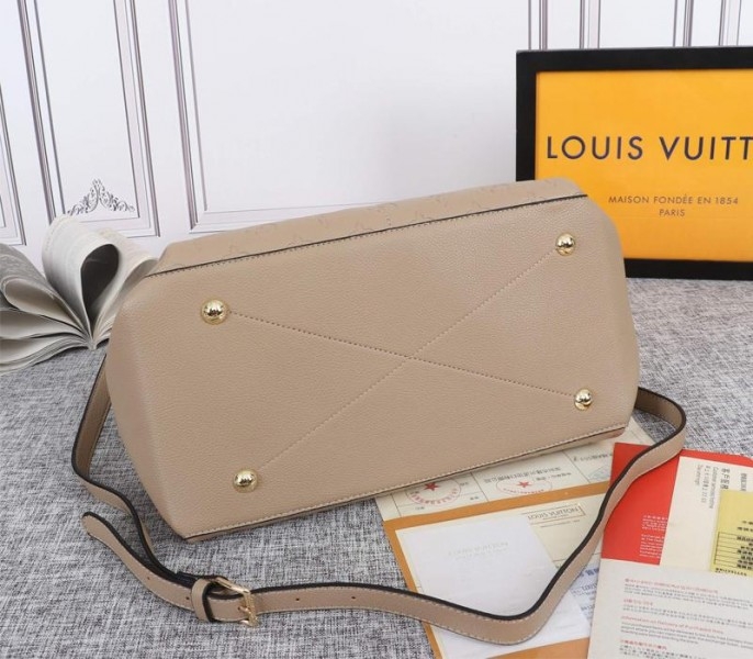 L0vis Vvtt0n Monogram Empreinte Leather Maida Hobo In Tourterelle Gray