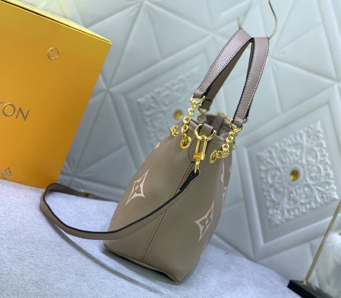 L0vis Vvtt0n Bicolor Monogram Empreinte Bundle Bag In Tourterelle Gray and Cream