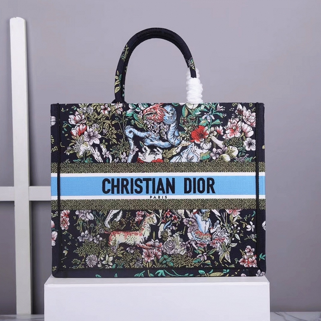 D10r Large Book Tote Bag Fake in Blue D-Constellation Embroidery