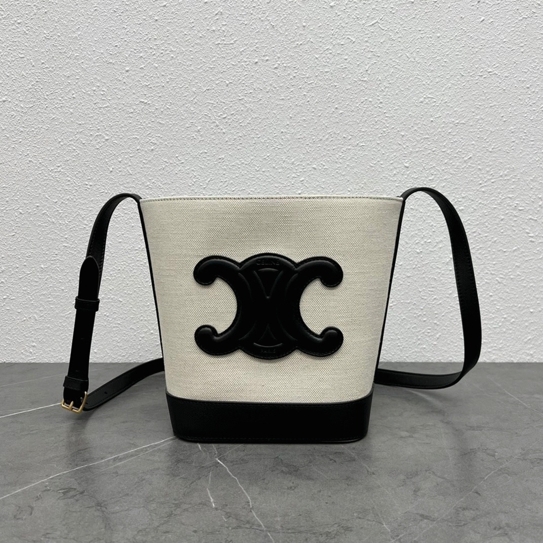 Top Quality Fake Ce1i*e Small Bucket Cuir Triomphe In White Textile