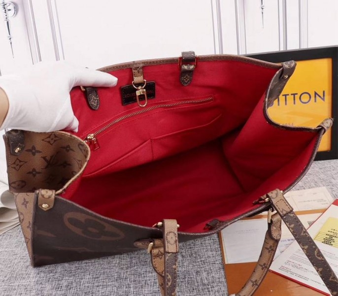 L0vis Vvtt0n Giant Canvas Onthego GM Tote