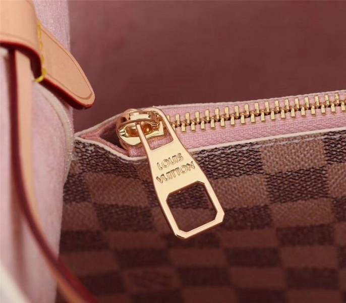 L0vis Vvtt0n Damier Azur NeoNoe MM Bag