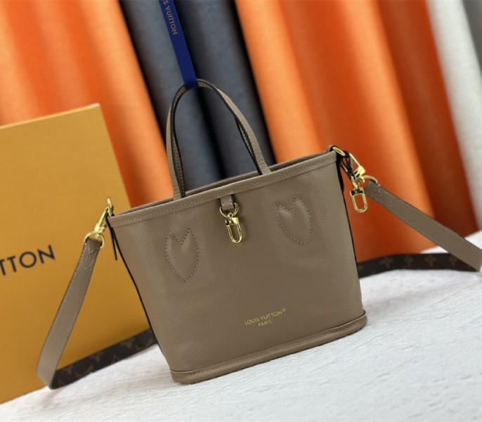 L0vis Vvtt0n Neverfull Bandouliere Inside Out BB Tote In Monogram Canvas And Khaki Green Leather