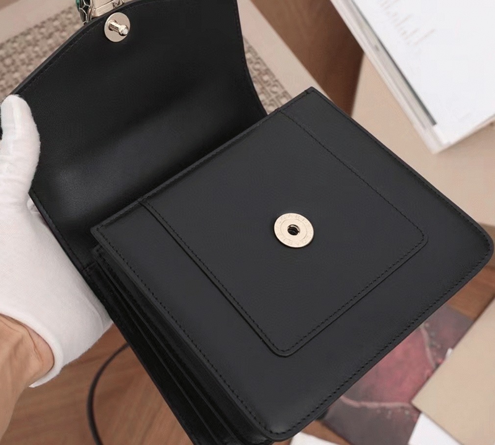 Fake Bv1g*ai Serpenti Forever Small Bag Black Calfskin