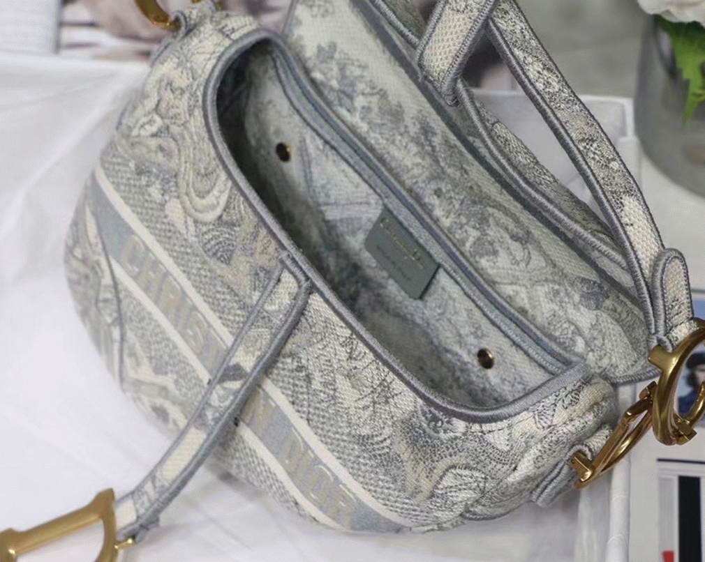 D10r Saddle Bag Fake in Grey Toile de Jouy Embroidery