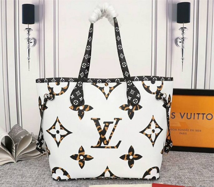 L0vis Vvtt0n Giant Neverfull MM Tote In Cream And Caramel