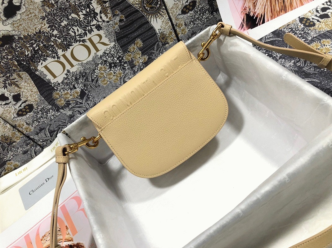 D10r Bobby Medium Bag Fake in Beige