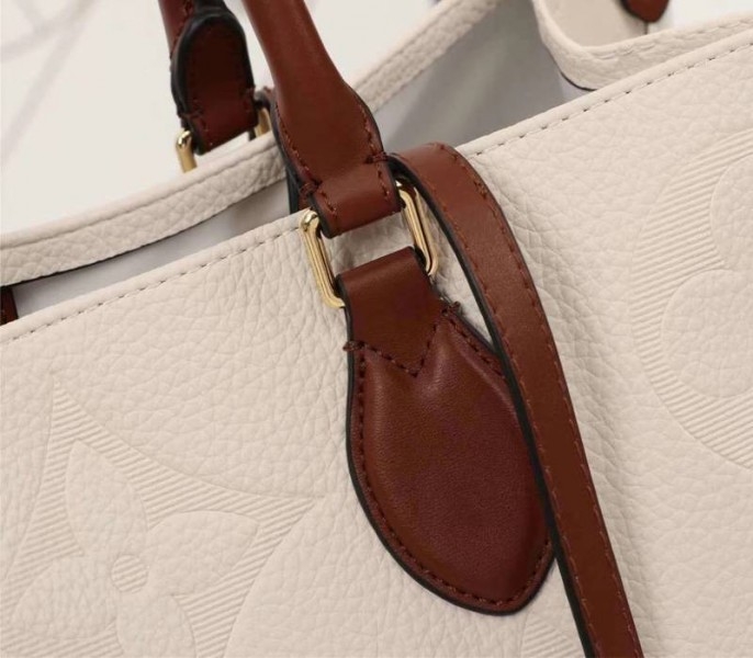 L0vis Vvtt0n Monogram Empreinte Giant Onthego GM Tote In Cream – Brown