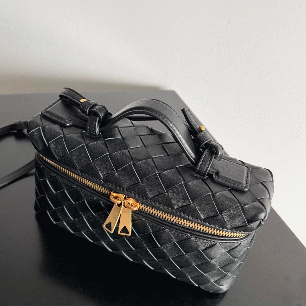 Replica B0tt*ga Ven*ta Bang Bang Vanity Case Black