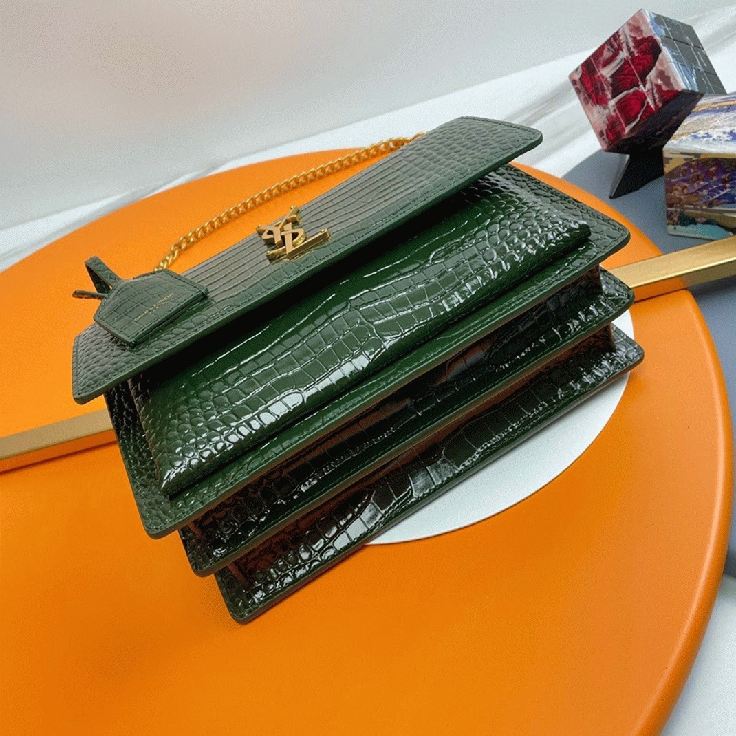 Fake Sa1nt Lau*nt Sunset Medium Chain Bag Green Crocodile-embossed Leather
