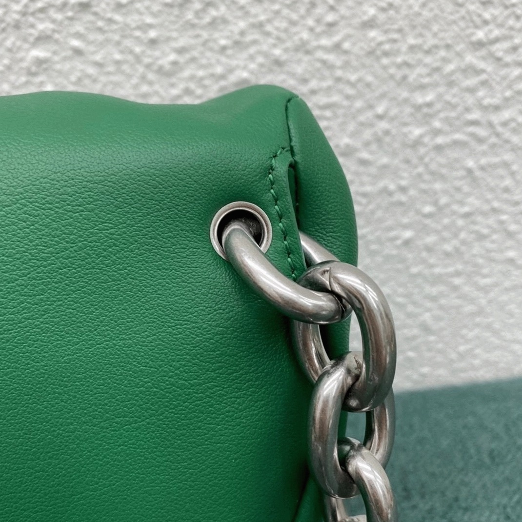 Replica B0tt*ga Ven*ta The Pouch Belt Bag Green