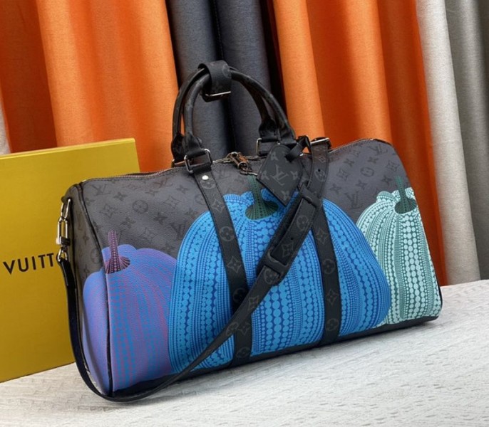 l0vis vvtt0n x yk monogram eclipse reverse keepall 45 lU*gage in pumpkin