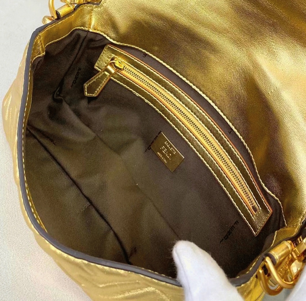 Top Quality Replica F**di Medium Baguette Bag In Gold FF