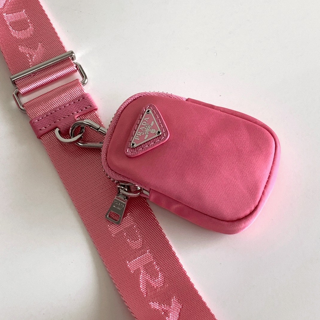 Pra*a Re-Edition Shoulder Bag Knockoff in Pink