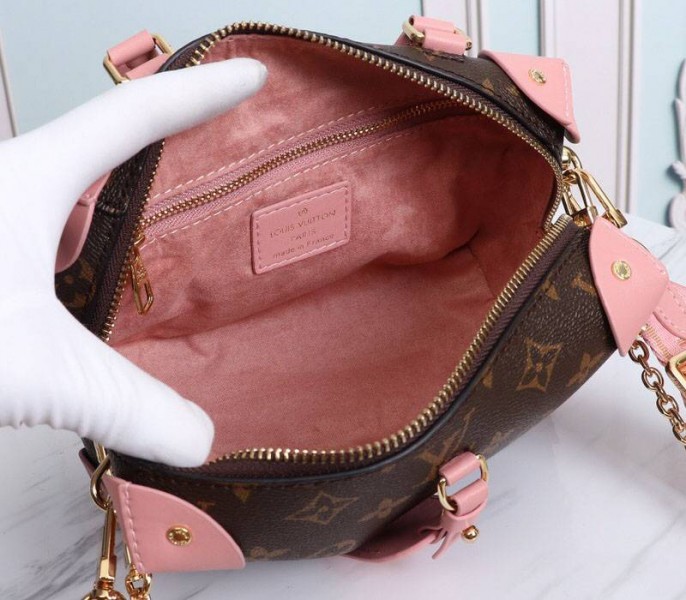 L0vis Vvtt0n Monogram Canvas Petite Malle Souple Handbag In Peche