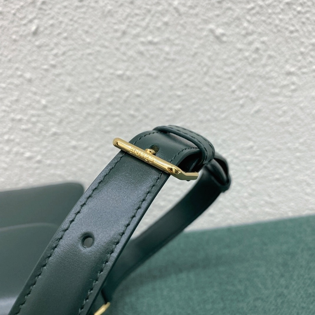 Top Quality Fake Ce1i*e Triomphe Large Bag In Amazone