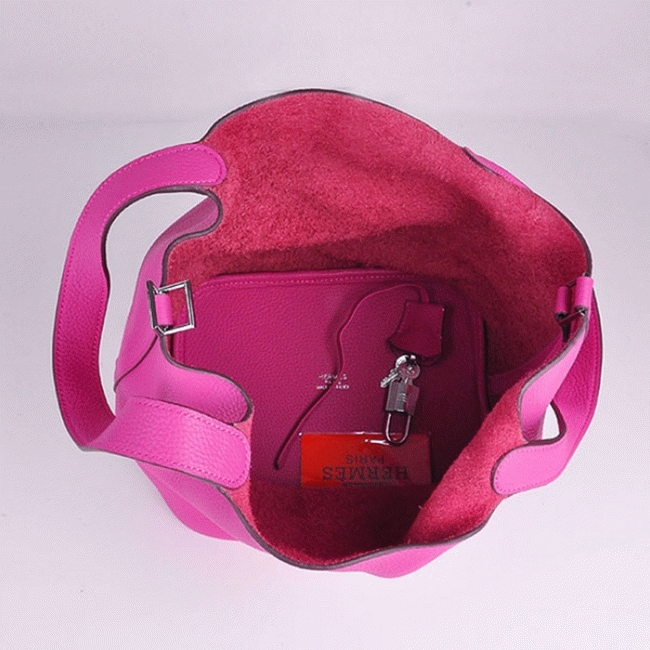 Peach fake H**me5 Picotin Lock handbag