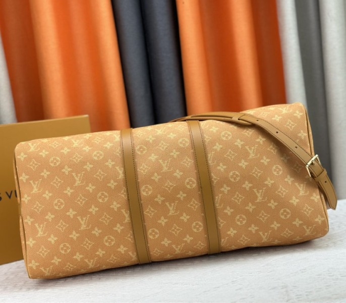 L0vis Vvtt0n Monogram Heritage Canvas Keepall Bandouliere 55 In Yellow