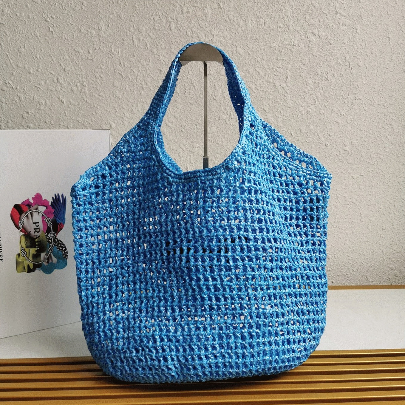 Pra*a Large Tote Bag in Blue Woven Raffia