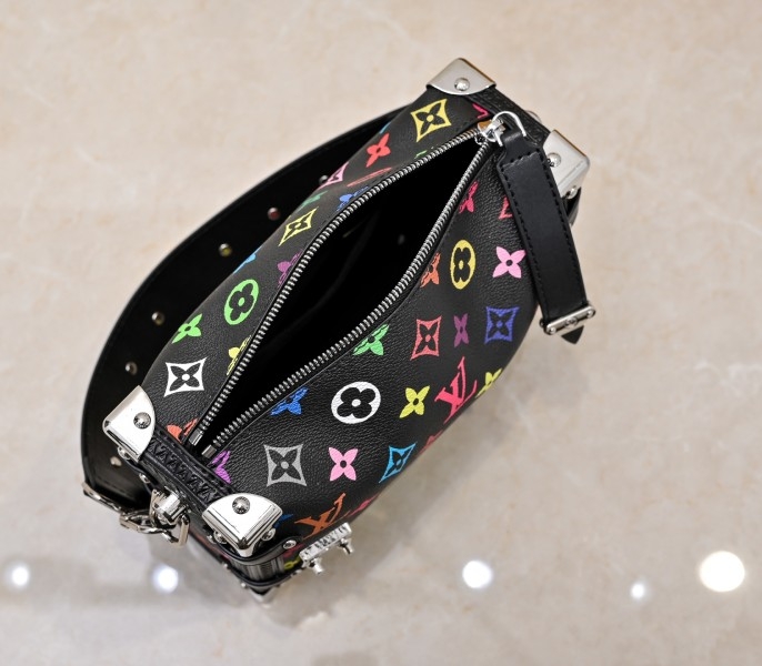 LV X TM Multicolored Side Trunk MM In Black
