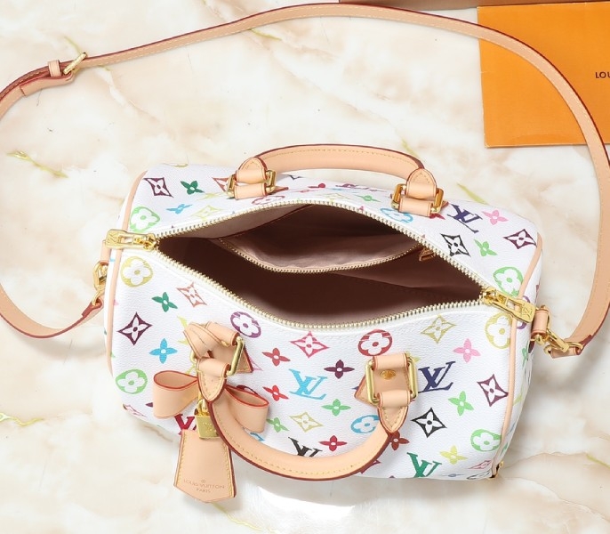 X TM Multicolored Speedy Bandouliere 25 In White