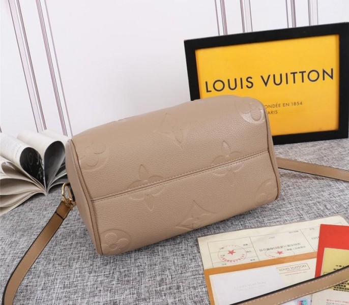 L0vis Vvtt0n Monogram Empreinte Leather Speedy Bandouliere 25 Handbag In Tourterelle Gray