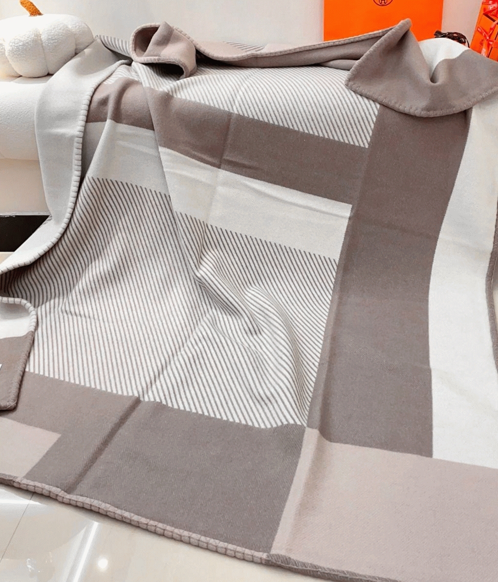 Best replica H**me5 H Riviera blanket in beige wool and cashmere
